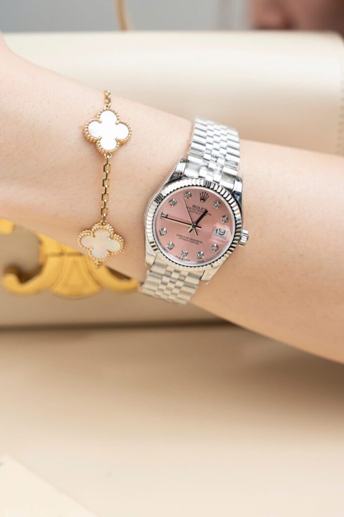 Super Clone Rolex Datejust Pink Diamond Dial 278274-0032 31 mm — bracelet detail