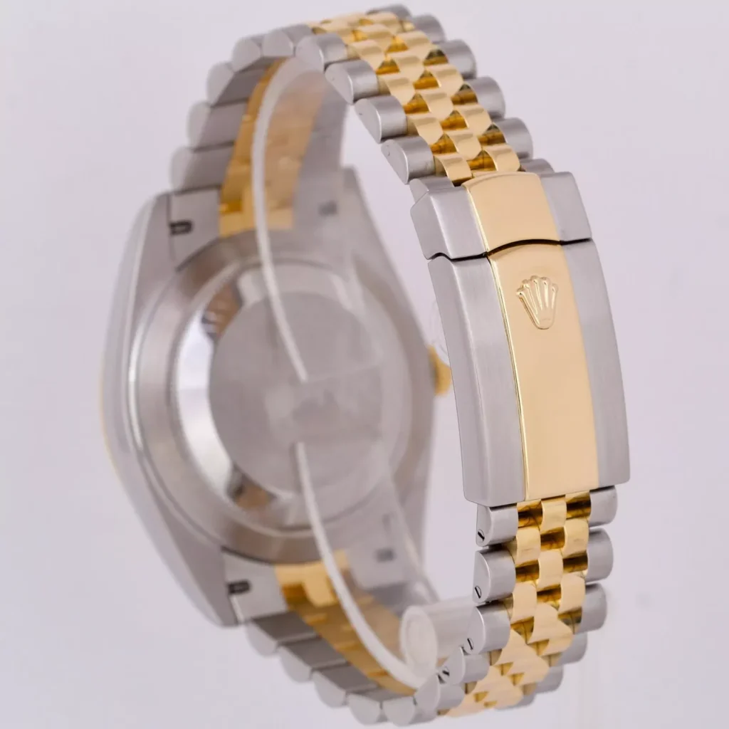 Super Clone Rolex Datejust Rhodium Dial 126333 “Wimbledon” Flutted/Jubilee 41 mm — side profile