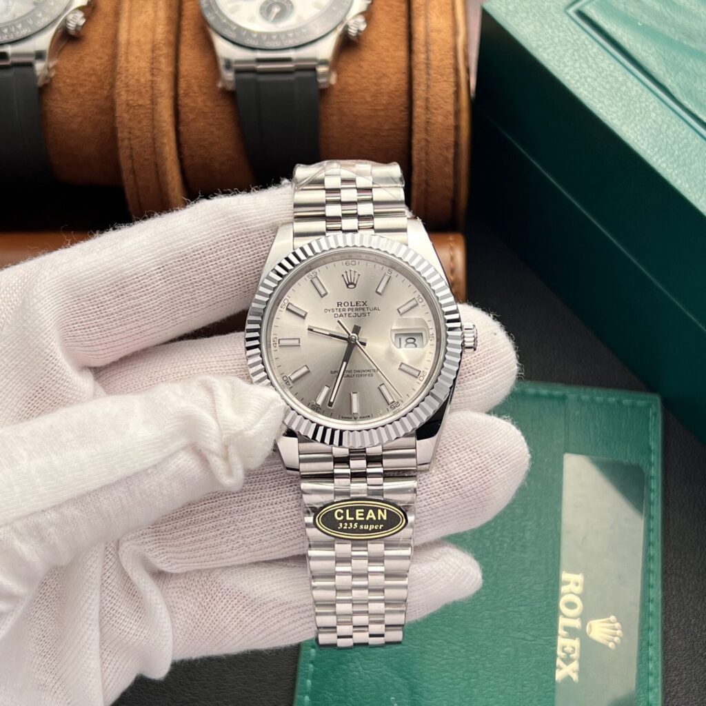 Super Clone Rolex Datejust Silver Dial 126334-0004 41 mm — dial close-up