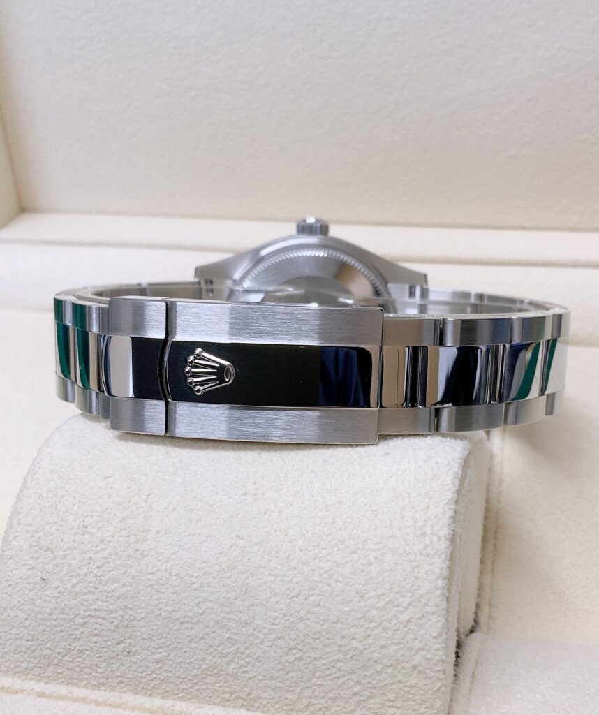 Super Clone Rolex Datejust Silver Dial 278240 31 mm — side profile