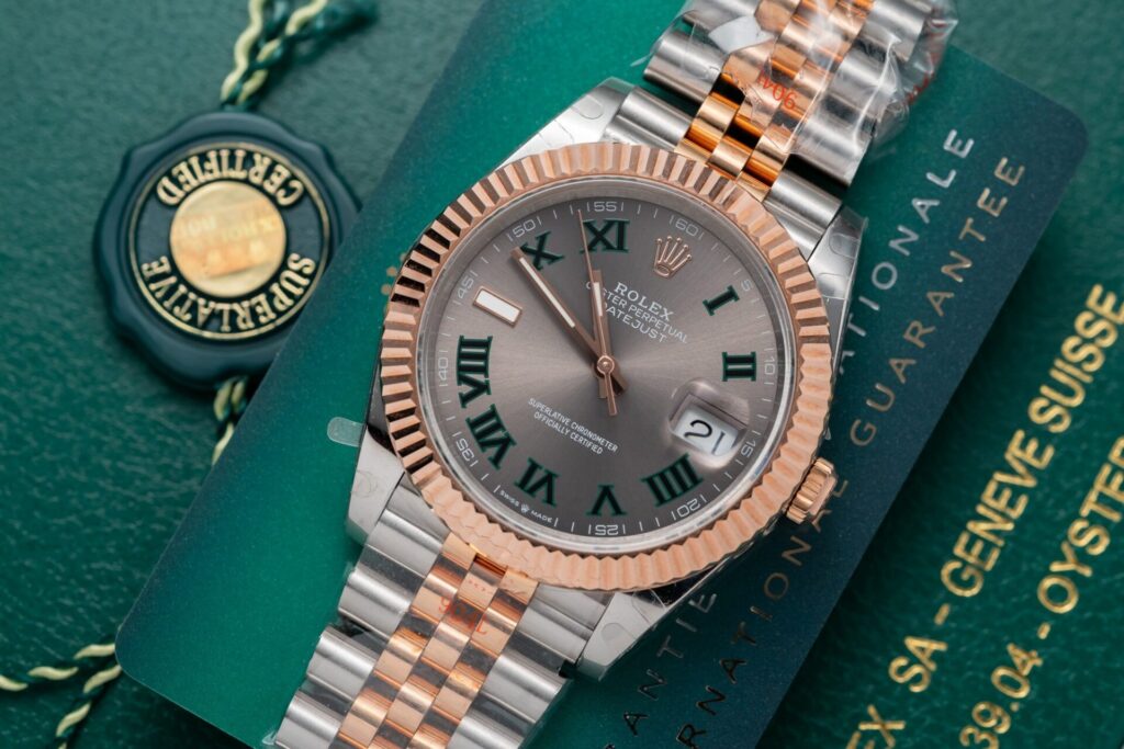 Super Clone Rolex Datejust Slate Roman Dial 126331-0016 41 mm — bracelet detail