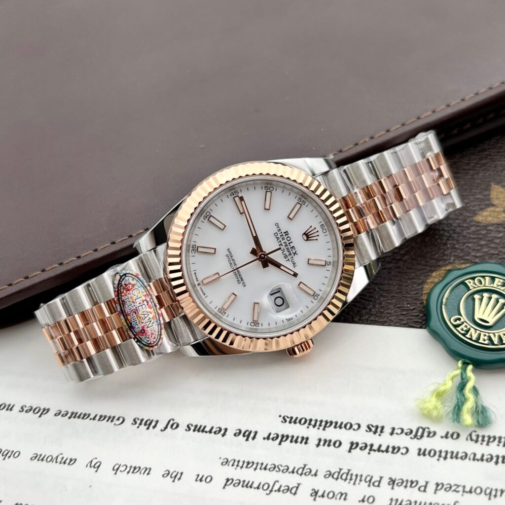 Super Clone Rolex Datejust White Dial 126231-0017 36 mm — case and bezel
