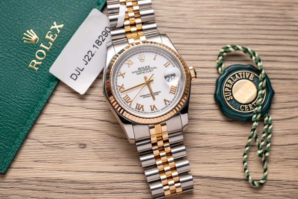 Super Clone Rolex Datejust White Roman Dial 126231-0015 36 mm — case and bezel