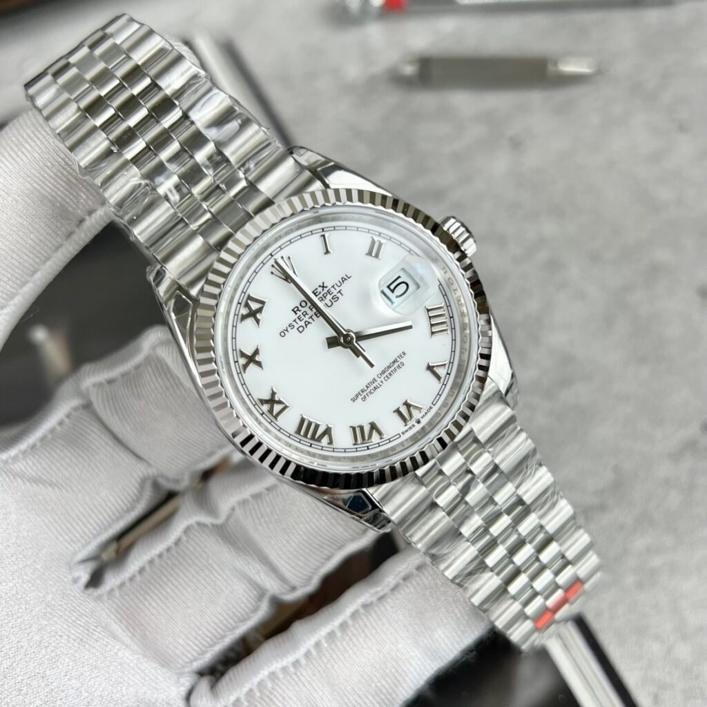 Super Clone Rolex Datejust White Roman Dial 126334-0024 41 mm — case and bezel
