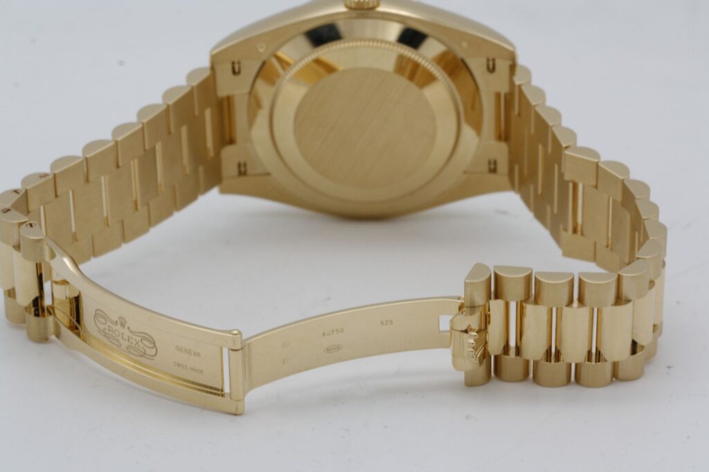 Super Clone Rolex Day-Date Black Dial 228238 40 mm — view 9