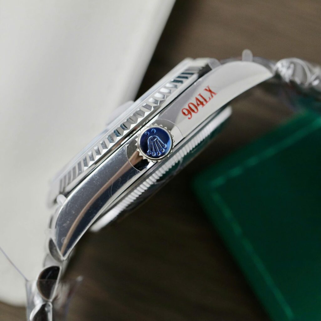 Super Clone Rolex Day-Date Blue Ombré Dial 128239-0063 36 mm — movement / caseback view