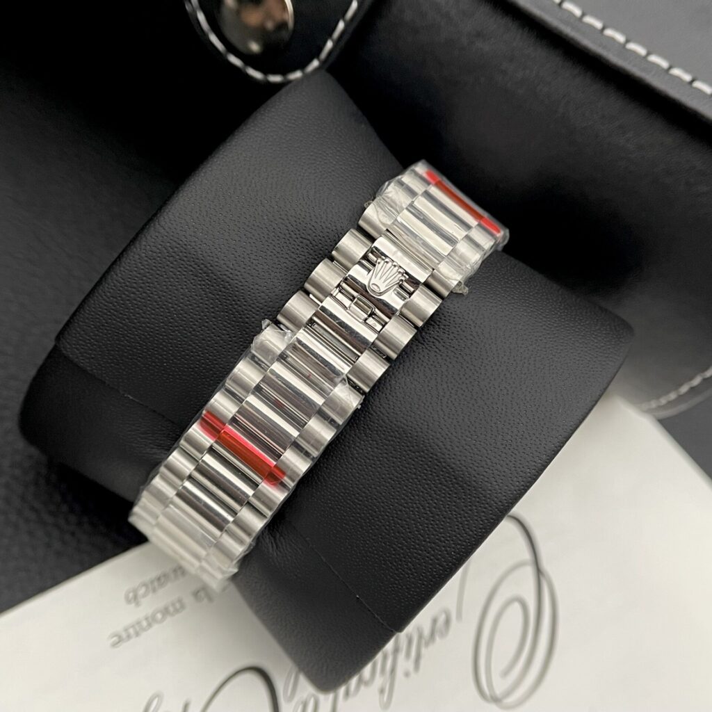 Super Clone Rolex Day-Date Blue Ombré Diamond Dial 128236-0005 36 mm — clasp and links