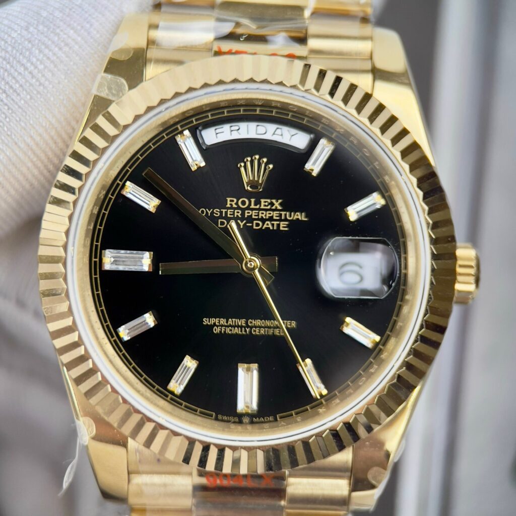 Super Clone Rolex Day-Date Bright Black Diamond Dial 228238-0004 40 mm — bracelet detail