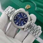 Super Clone Rolex Day-Date Bright Blue Diamond Dial 128239-0069 36 mm — bracelet detail