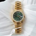 Super Clone Rolex Day-Date Bright Green Diamond Dial 128398tbr-0035 36 mm — dial close-up