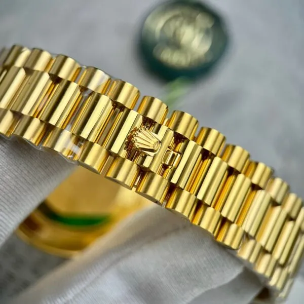 Super Clone Rolex Day-Date Champagne Dial 128398tbr-0037 36 mm — view 9