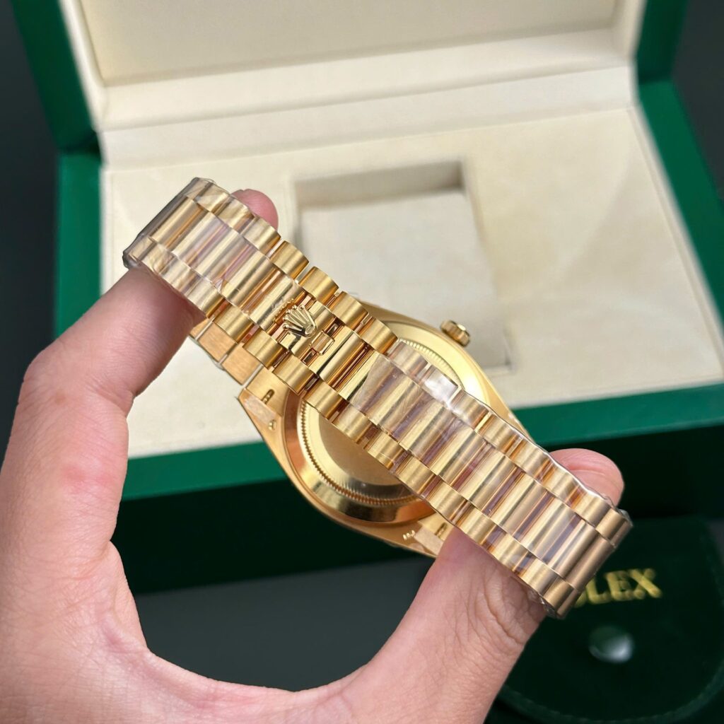 Super Clone Rolex Day-Date Champagne Diamond Dial 128238-0132 36 mm — view 9