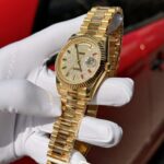 Super Clone Rolex Day-Date Diamond-Paved Dial 128238-0051 36 mm — bracelet detail