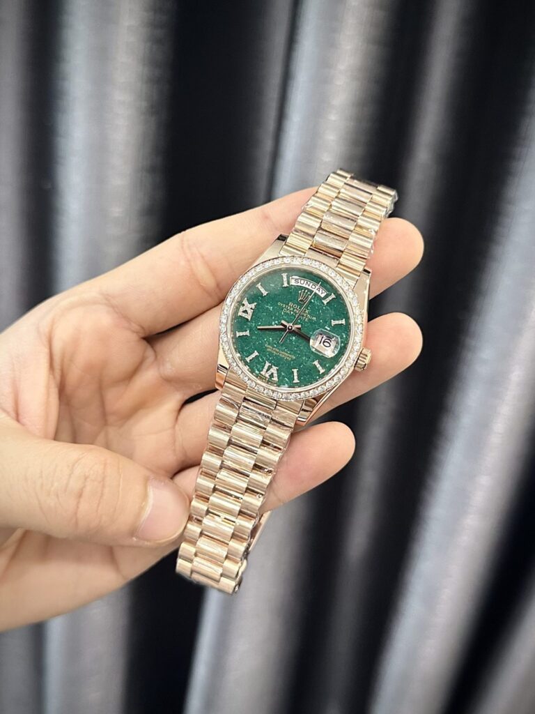 Super Clone Rolex Day-Date Green Aventurine Diamond Dial 128345rbr-0068 36 mm — bracelet detail