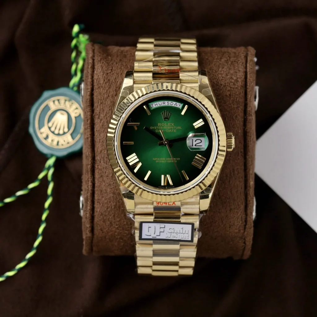 Super Clone Rolex Day-Date Green Ombré Dial 128238-0118 36 mm — dial close-up