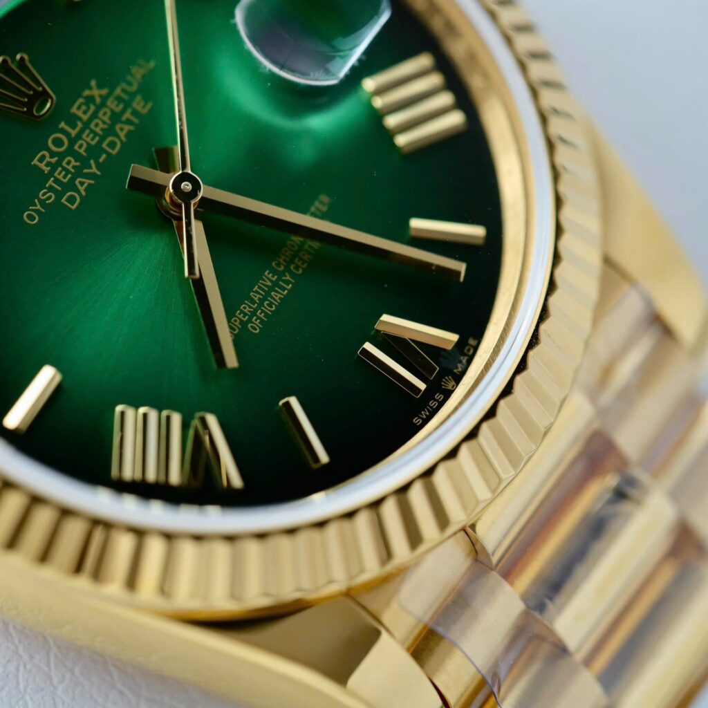 Super Clone Rolex Day-Date Green Ombré Dial 228238-0069 40 mm — clasp and links