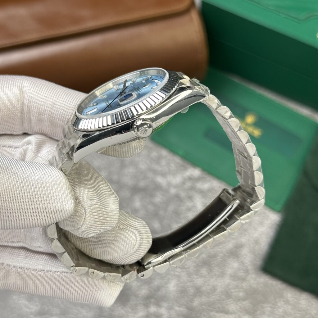 Super Clone Rolex Day-Date Ice Blue Diamond Dial 228236-0006 40 mm — side profile