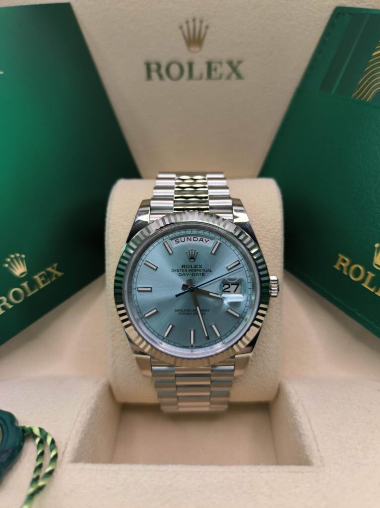 Super Clone Rolex Day-Date Ice blue Dial 228236 40 mm — case and bezel