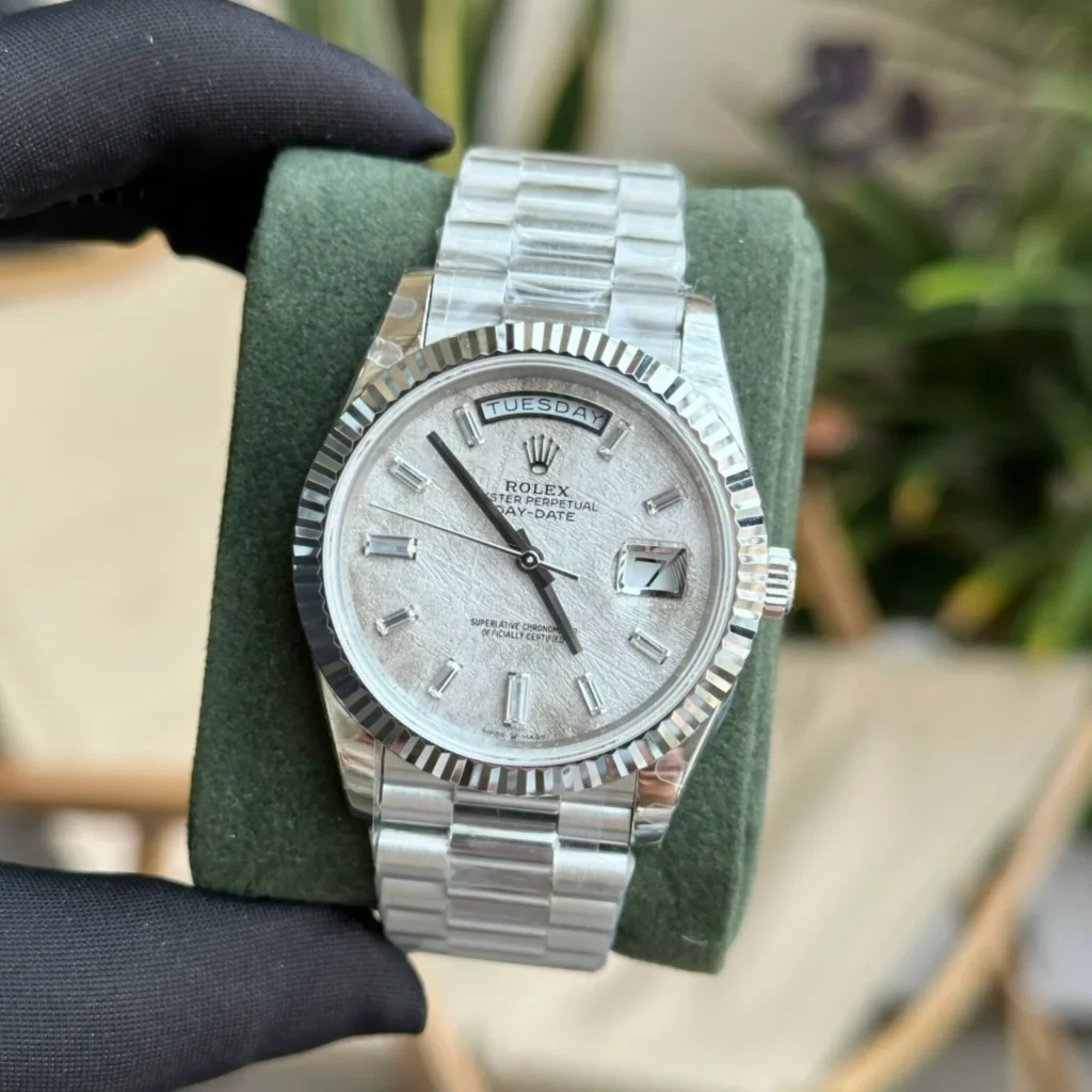 Super Clone Rolex Day-Date Meteorite Diamond Dial 228236-0011 40 mm — bracelet detail