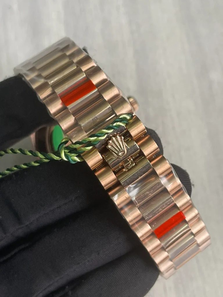 Super Clone Rolex Day-Date Olive Dial 128235 36 mm — bracelet detail