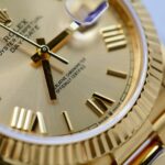 Super Clone Rolex Day-Date Roman Champagne Dial 228238 40 mm — clasp and links