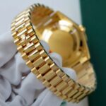 Super Clone Rolex Day-Date Roman Champagne Dial 228238 40 mm — view 9
