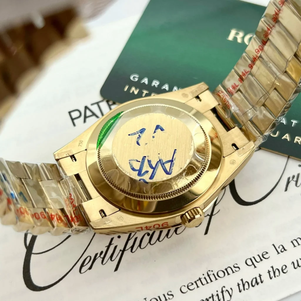 Super Clone Rolex Day-Date Silver Dial 228238-0002 40 mm — bracelet detail