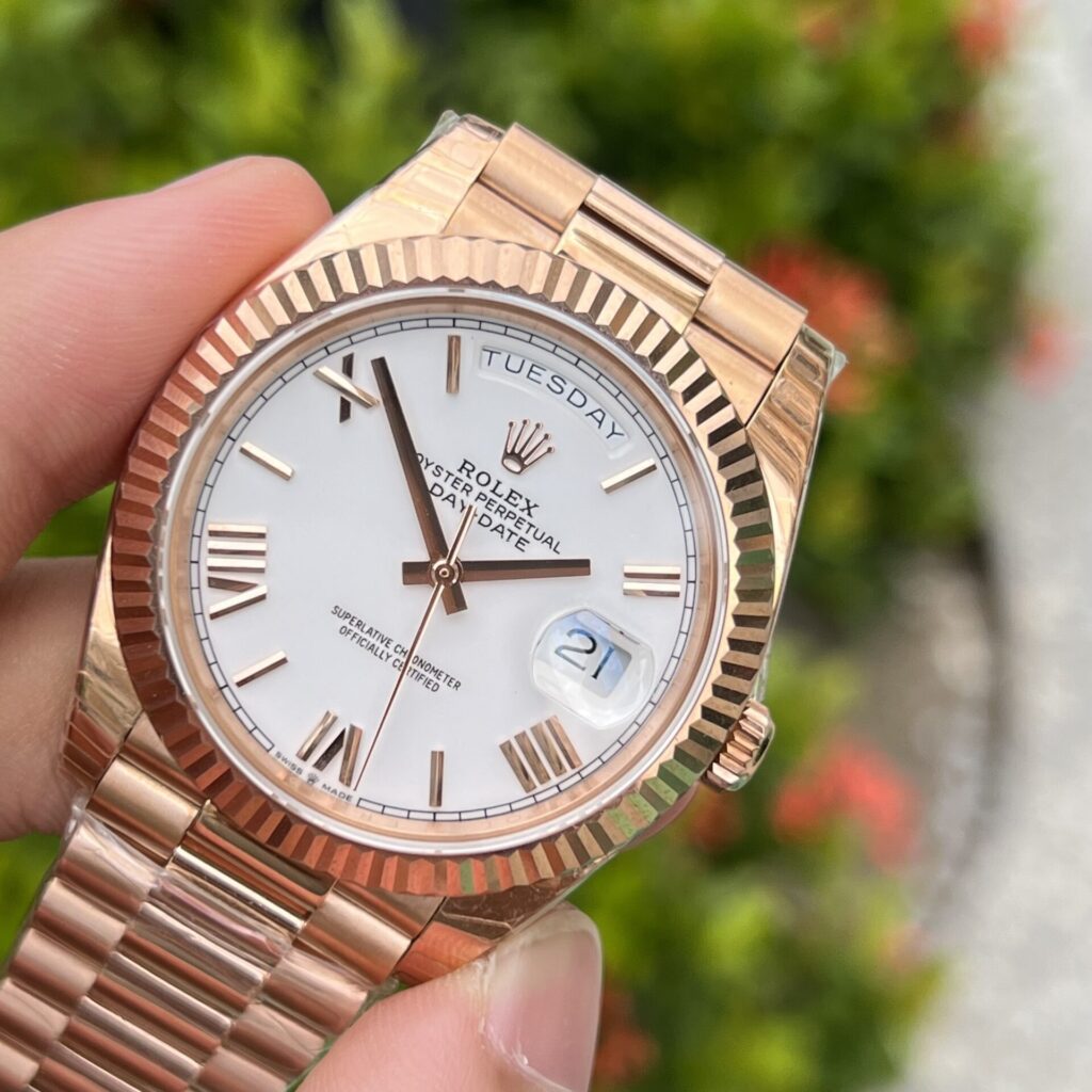 Super Clone Rolex Day-Date White Dial 128235-0070 36 mm — clasp and links