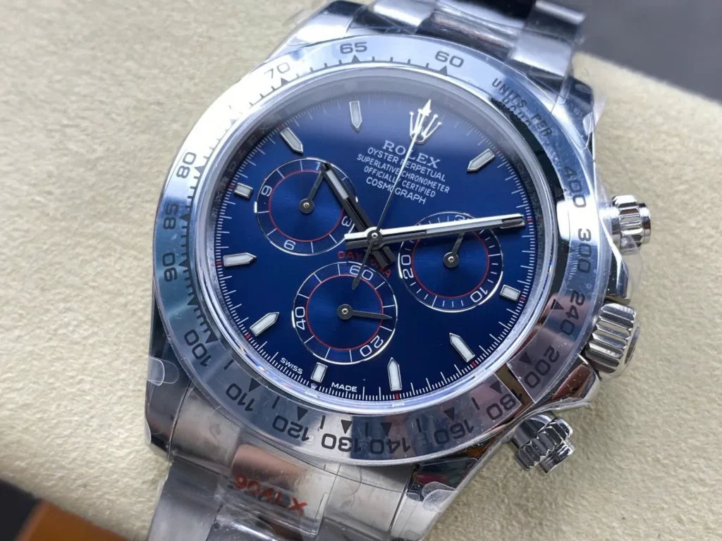Super Clone Rolex Daytona 126509 Bright Blue Dial — bracelet detail