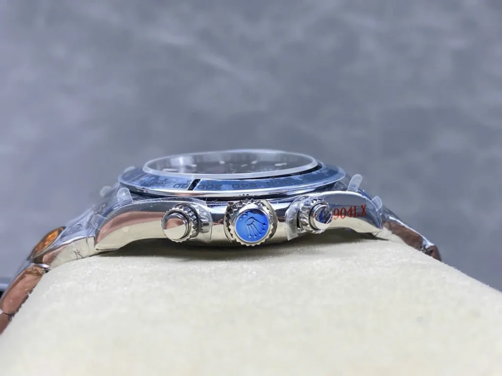 Super Clone Rolex Daytona 126509 Bright Blue Dial — clasp and links