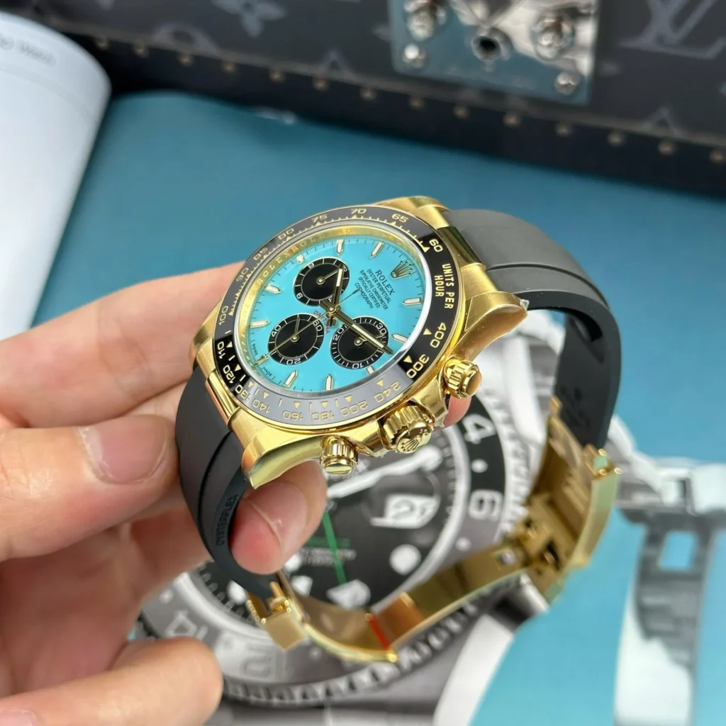 Super Clone Rolex Daytona 126518LN Turquoise Dial “Alcaraz” — clasp and links