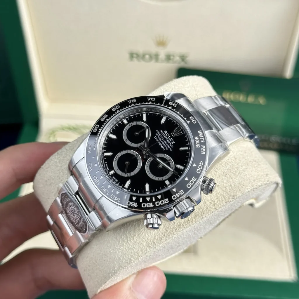 Super Clone Rolex Daytona Black Dial 126500LN “Godzilla” — case and bezel