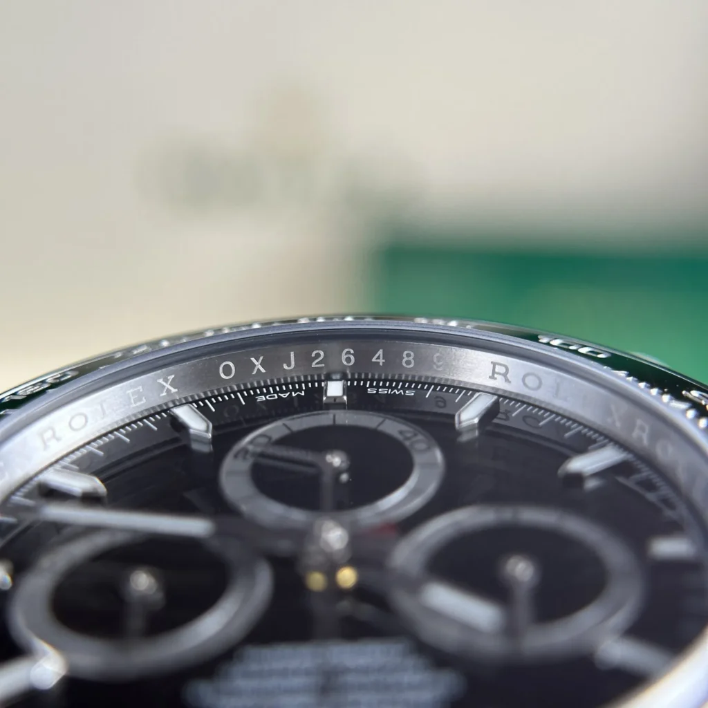 Super Clone Rolex Daytona Black Dial 126500LN “Godzilla” — clasp and links