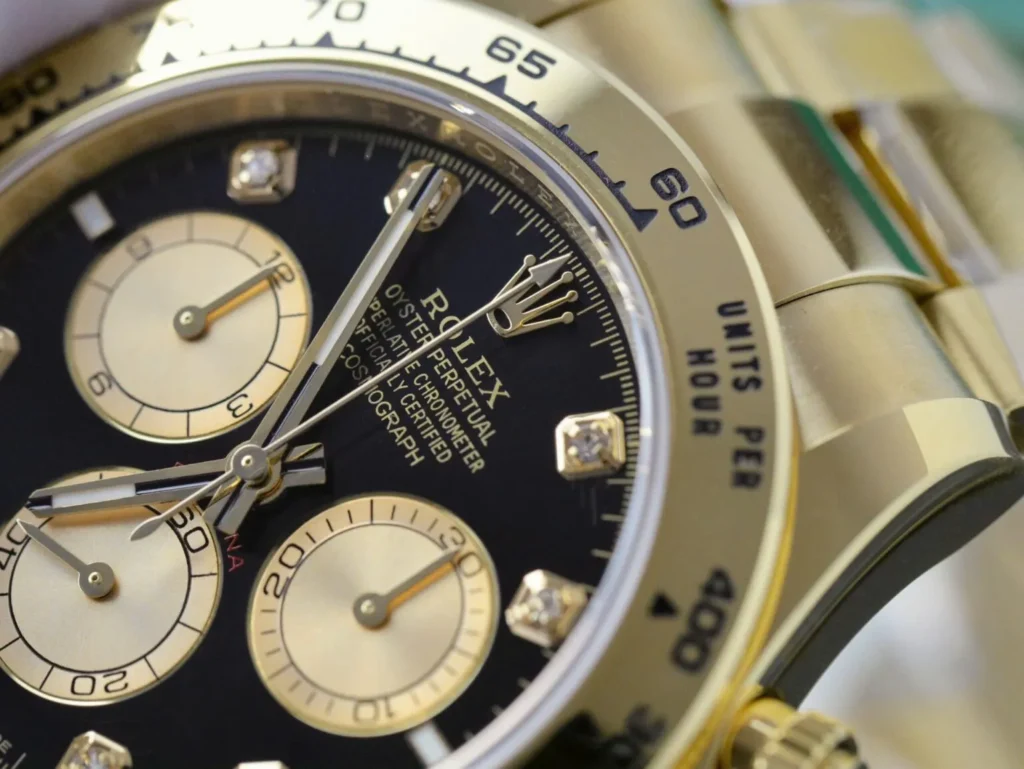 Super Clone Rolex Daytona Bright black Dial 126508 — clasp and links