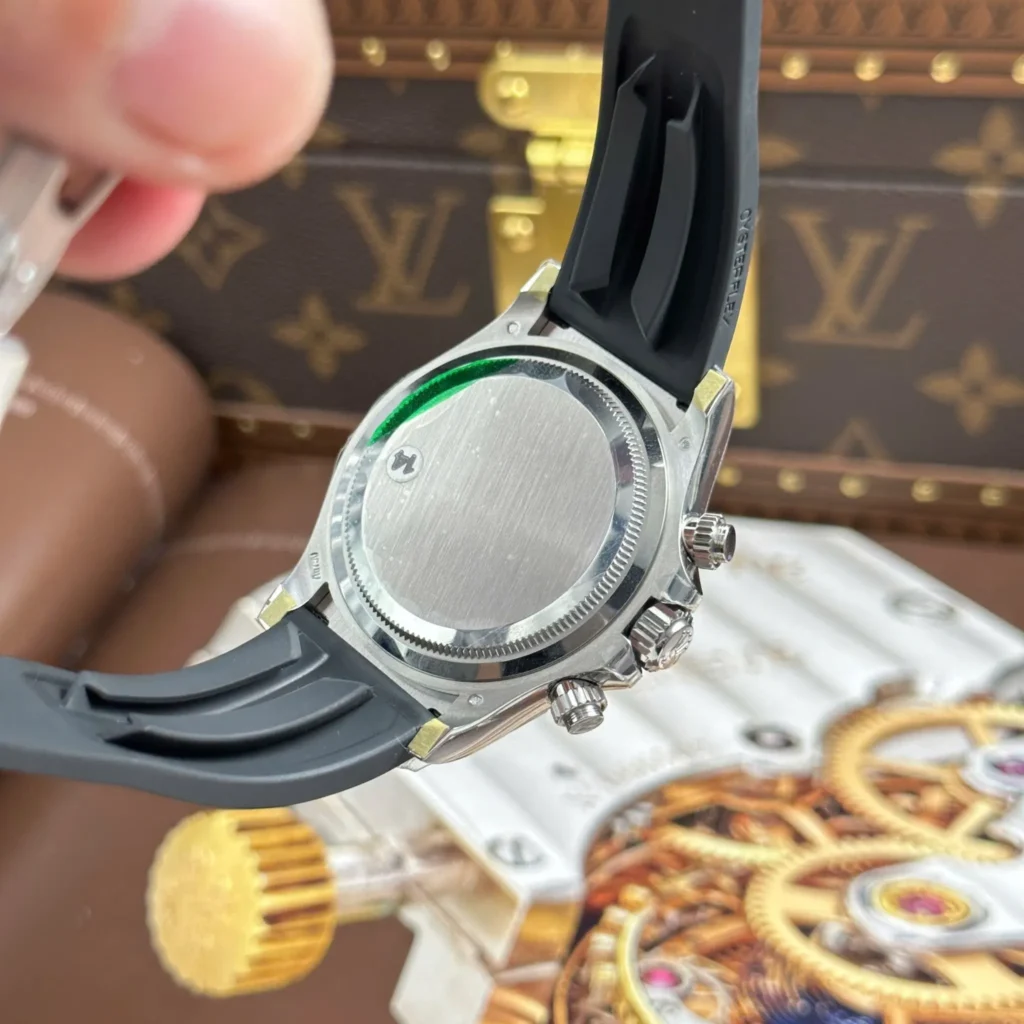 Super Clone Rolex Daytona Bright black Dial 126519LN — bracelet detail