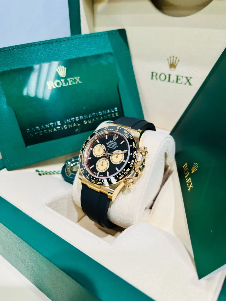 Super Clone Rolex Daytona Intense black Dial 126518LN — case and bezel