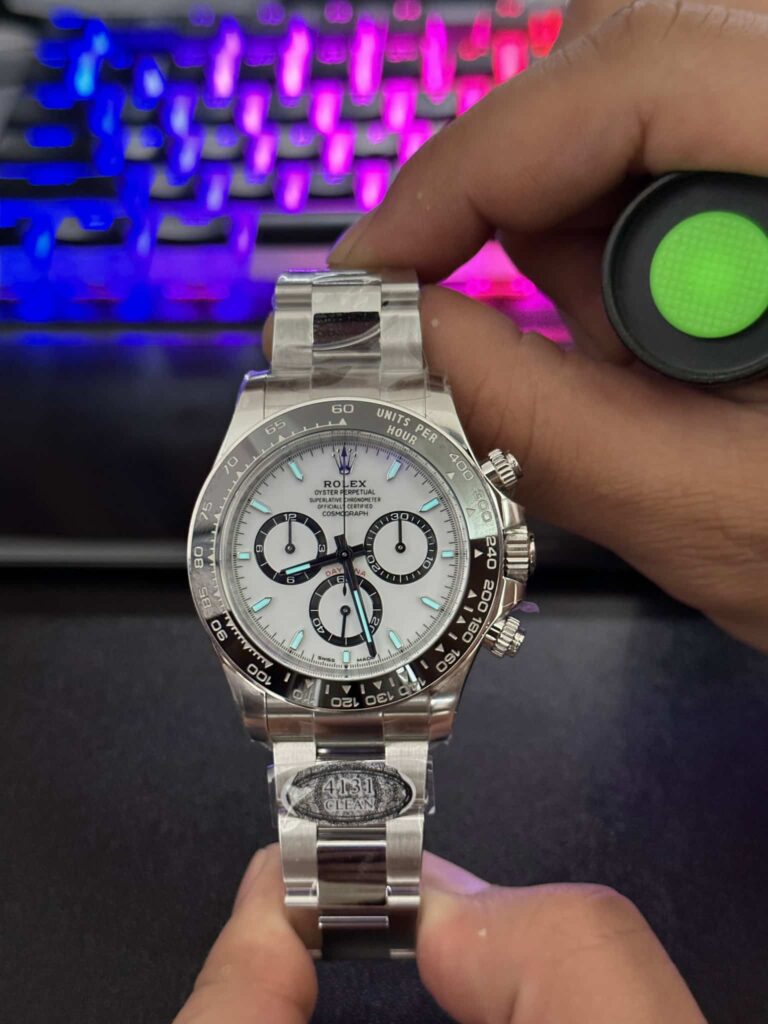 Super Clone Rolex Daytona “Panda” White Dial 126500LN — bracelet detail