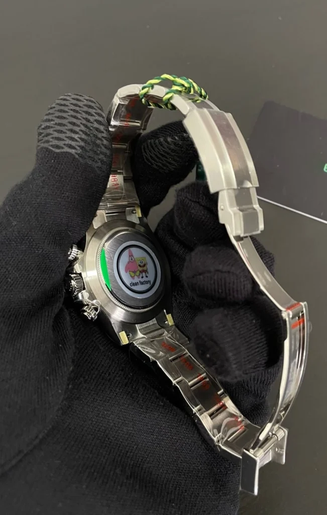 Super Clone Rolex Daytona “Reverse Panda” Black Dial 116500LN — side profile