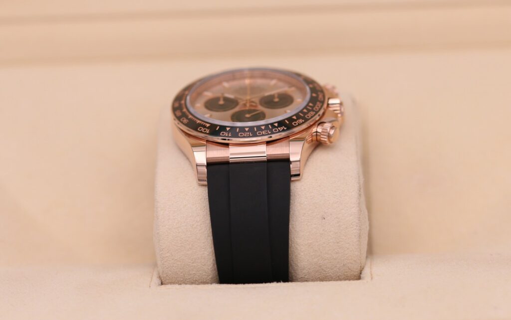 Super Clone Rolex Daytona Sundust Dial in Everose Gold 126515LN — bracelet detail