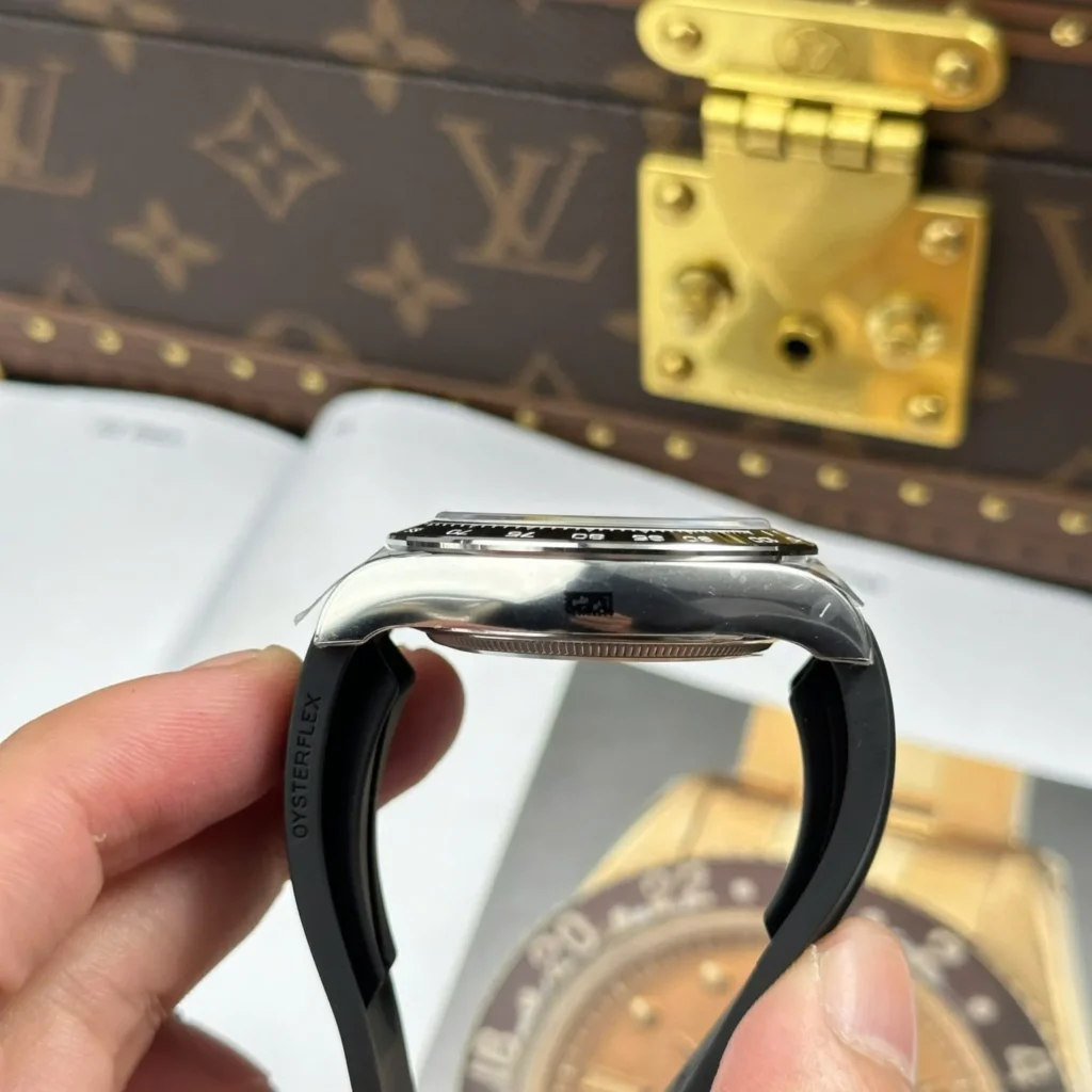 Super Clone Rolex Daytona black Dial 126519LN — view 9