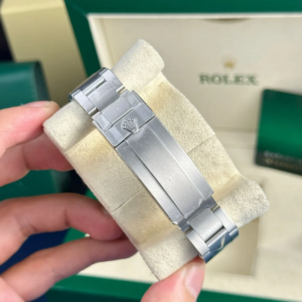 Super Clone Rolex Deepsea James Cameron Dial 126660 — side profile
