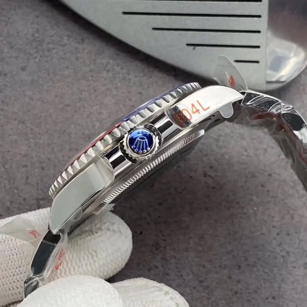 Super Clone Rolex GMT-Master II 126710BLRO “Pepsi” Oyster — on leather display