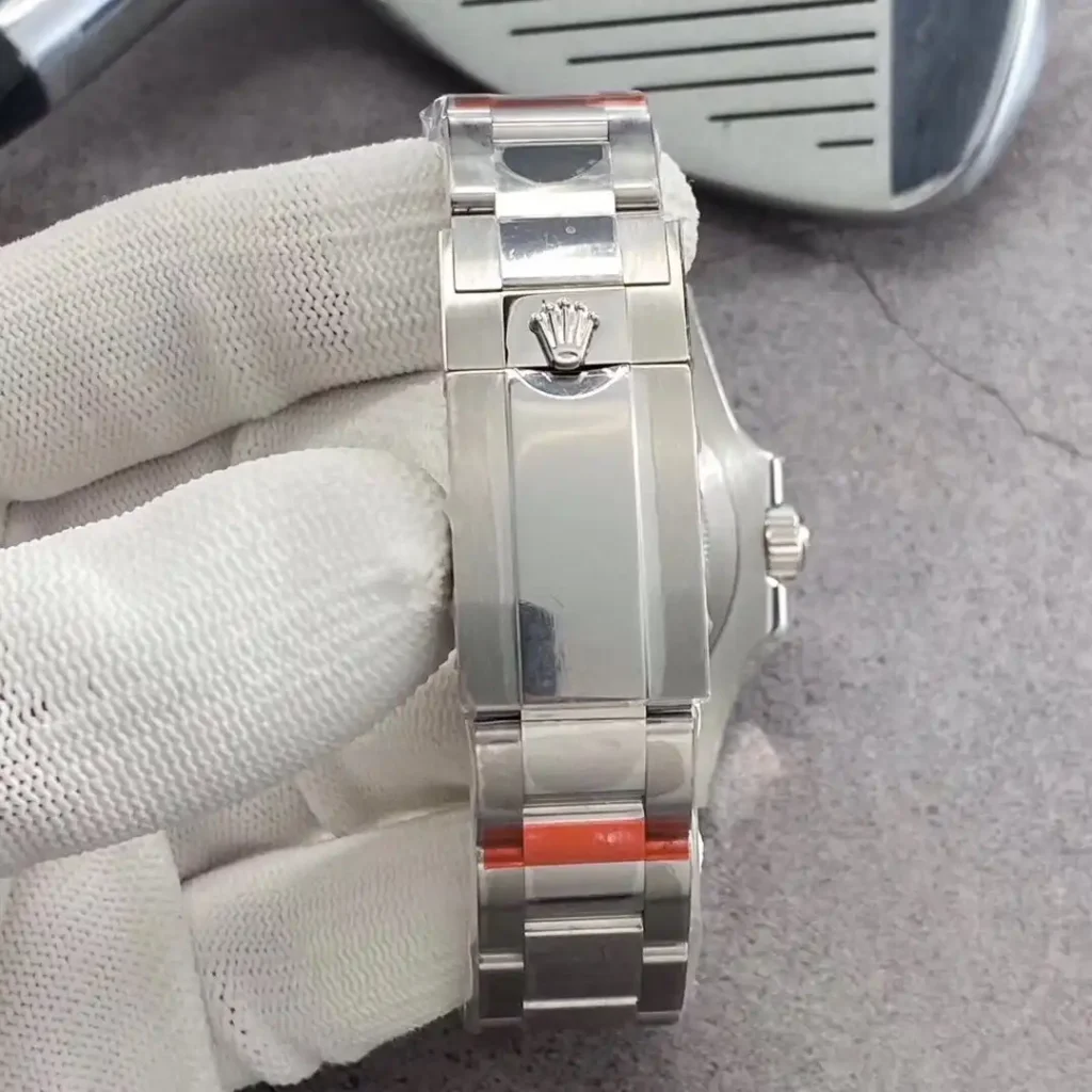 Super Clone Rolex GMT-Master II 126710BLRO “Pepsi” Oyster — movement / caseback view