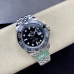 Super Clone Rolex GMT-Master II 126710GRNR “Bruce Wayne” Jubilee 2024 — case and bezel
