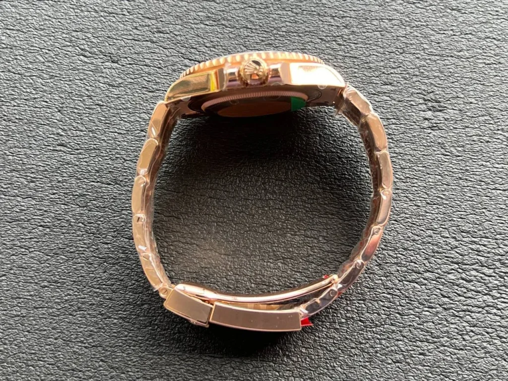 Super Clone Rolex GMT-Master II 126715CHNR Tiger Iron Dial — clasp and links