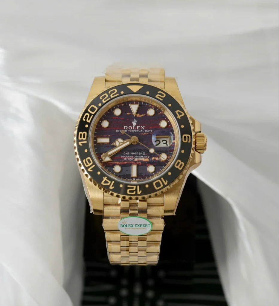 Super Clone Rolex GMT-Master II 126718GRNR Tiger Iron Dial — bracelet detail