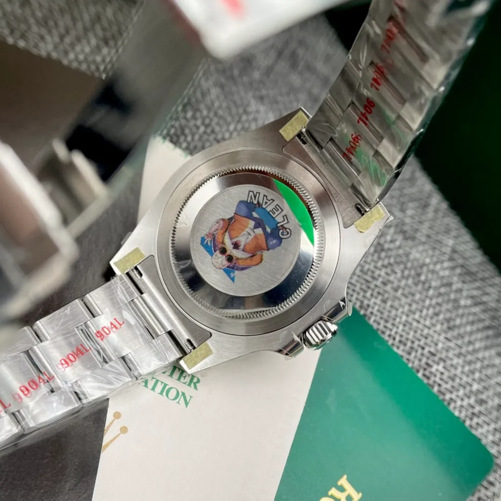 Super Clone Rolex GMT-Master II Black Dial 116710 — clasp and links