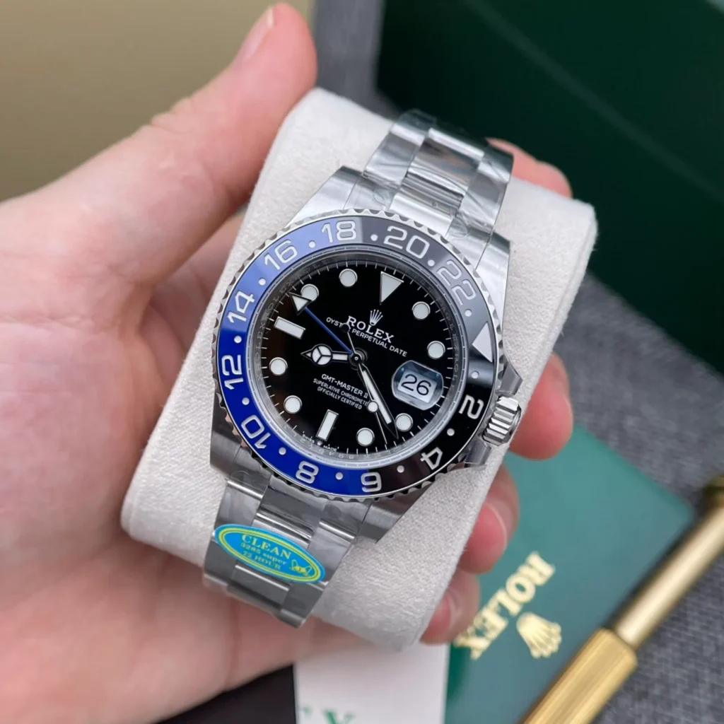 Super Clone Rolex GMT-Master II Black Dial 116710BLNR “Batman” — case and bezel