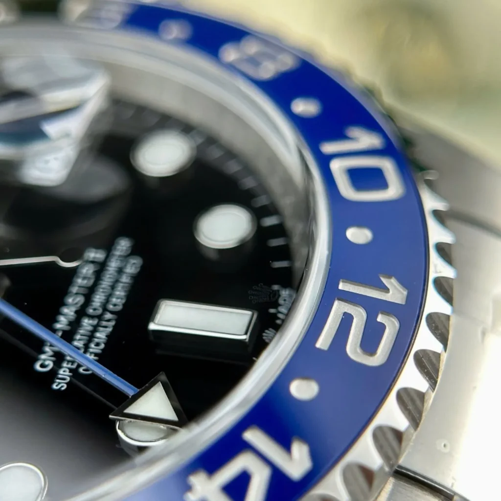 Super Clone Rolex GMT-Master II Black Dial 126710BLNR “Batgirl” — clasp and links