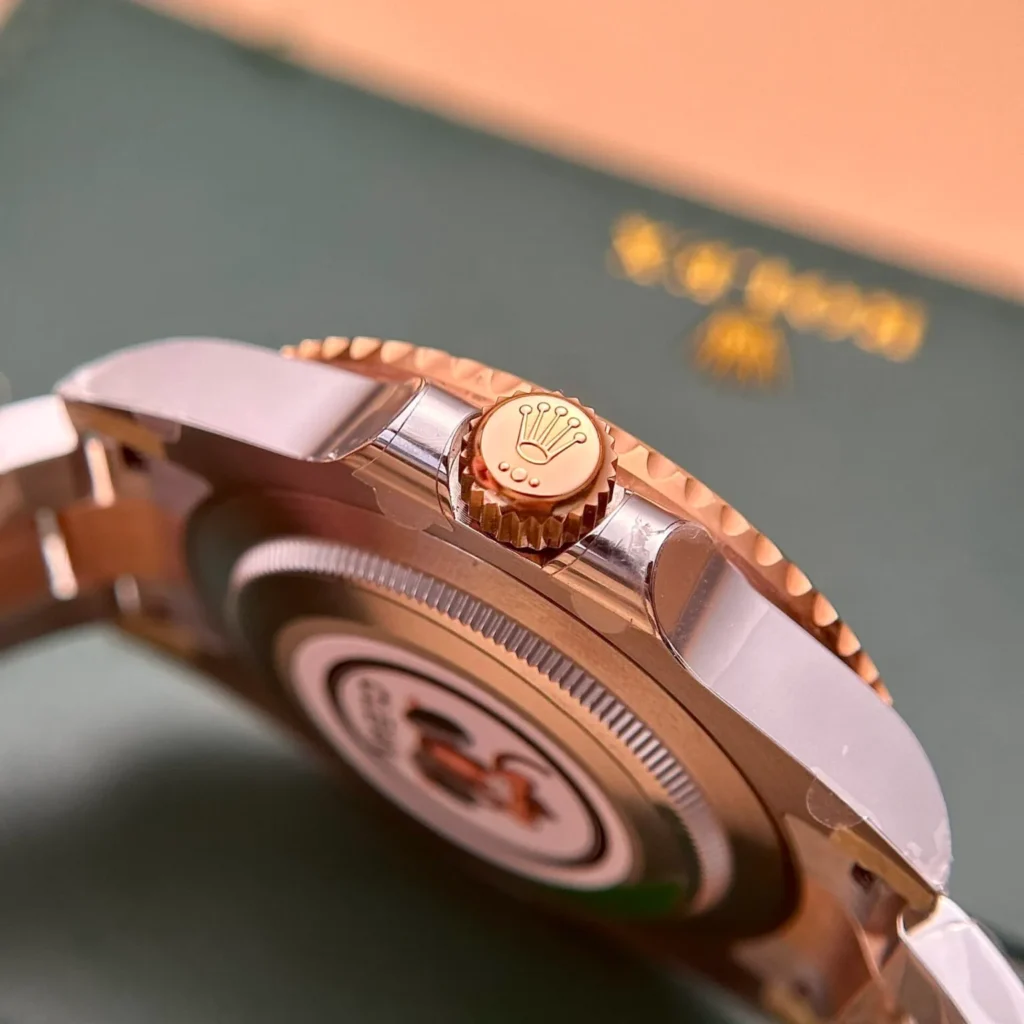 Super Clone Rolex GMT-Master II Black Dial 126711CHNR Root Beer — bracelet detail